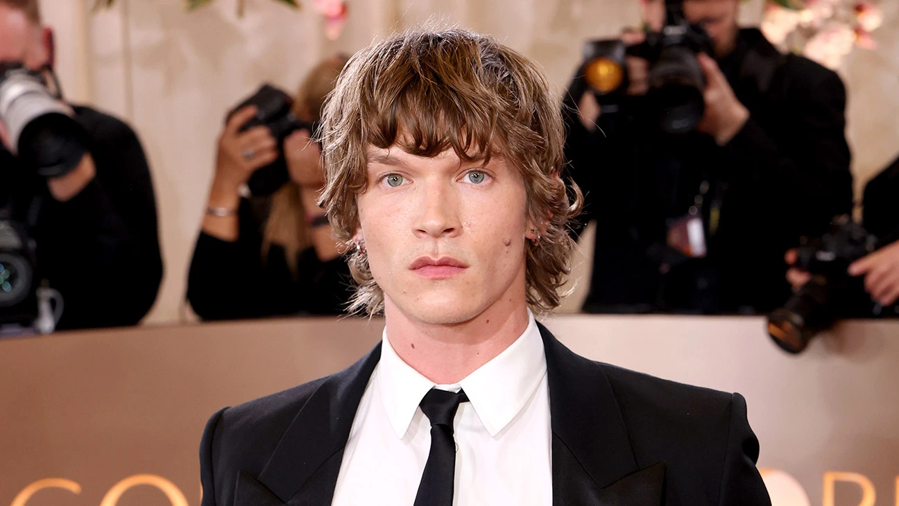 Connor Storrie announced as first-time SNL host for February episode