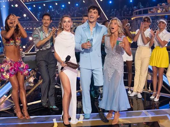 DWTS Mariah Carey Night featuring the remaining Dancing with the Stars couples during Week 4 of Season 35